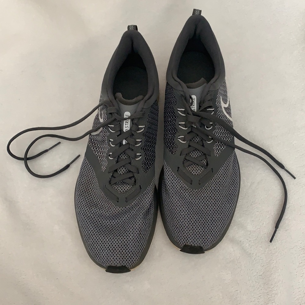 Nike Zoom Strike
